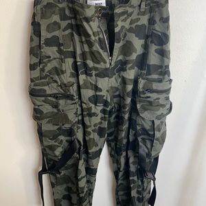 Fashionnova Camouflage cargo joggers